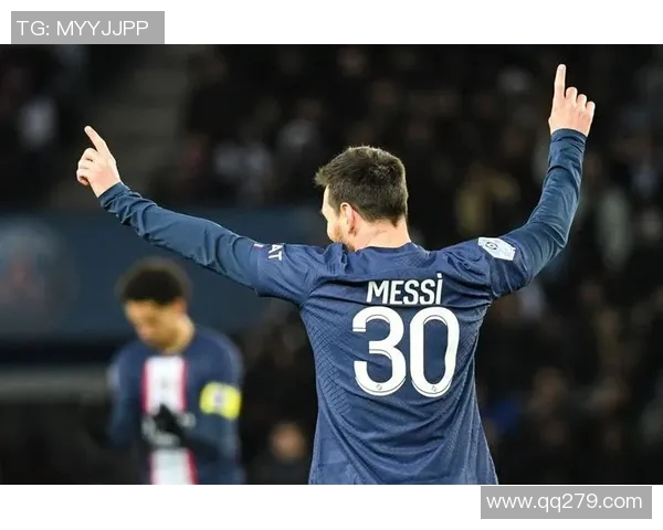 梅西连续两场法甲比赛进球,巴黎圣日耳曼2-1战胜斯特拉斯堡,梅西成为球队取胜关键的发挥者