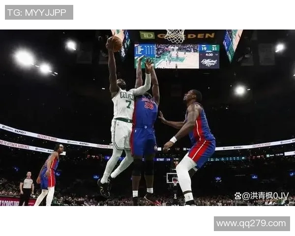活塞队全队拼尽全力，战胜豪强勇士队